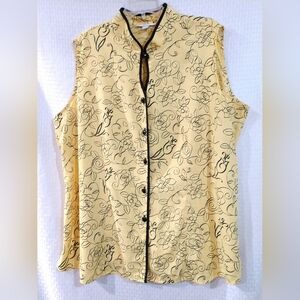 Dress Barn Woman Asian-Inspired Top Sleeveless Button Front Yellow Black Floral